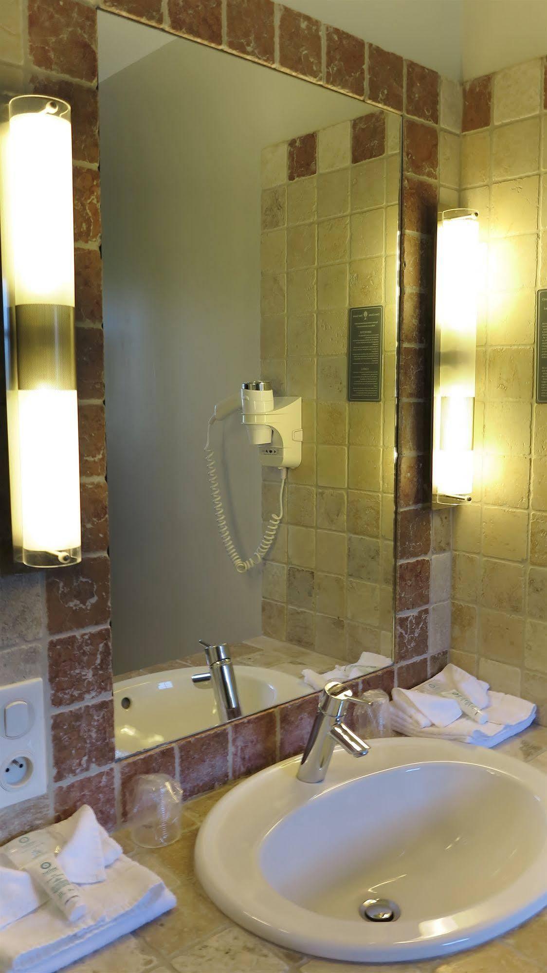 Domaine Du Calidianus Hotel Sainte-Maxime Bagian luar foto
